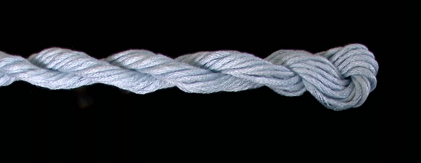 0080 Light Blue Soie Cristale