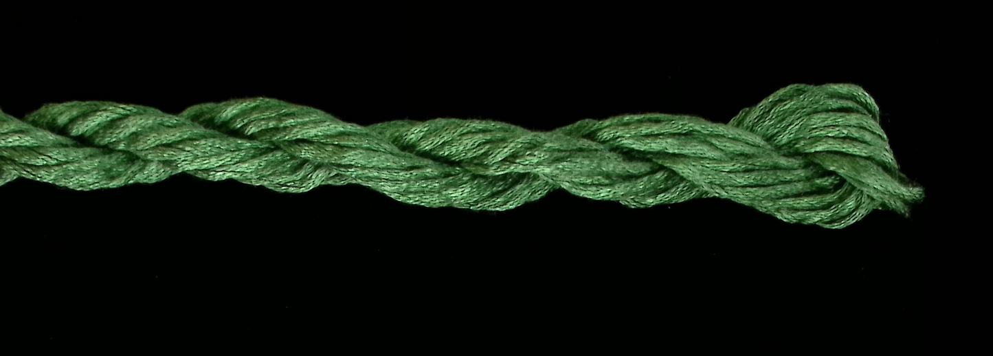 5011 Moss Green Soie Cristale