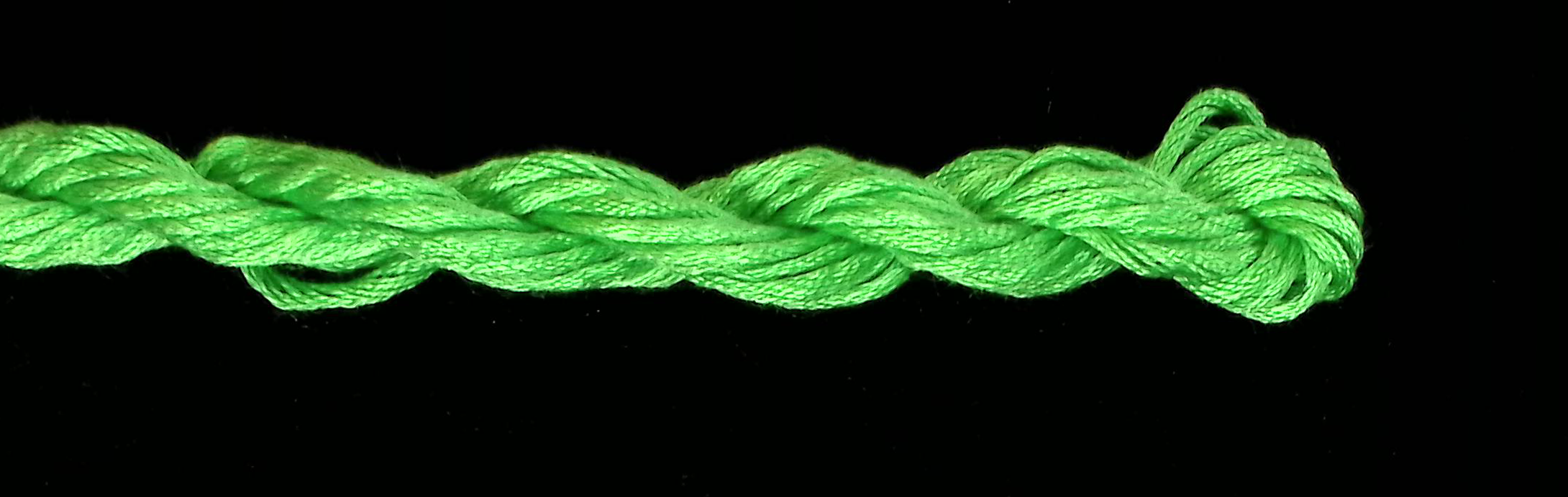 5072 Spring Green Soie Cristale