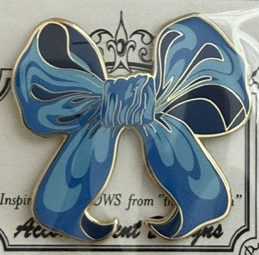 Light Blue Bow Needleminder