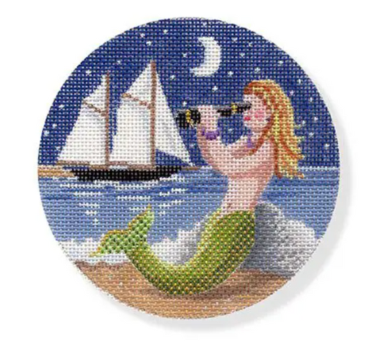 MBM-XO24 Mermaid with Spyglass