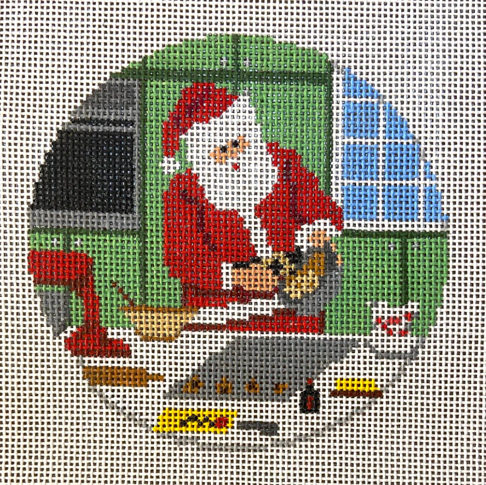 AOK124 Santa Baking Cookies