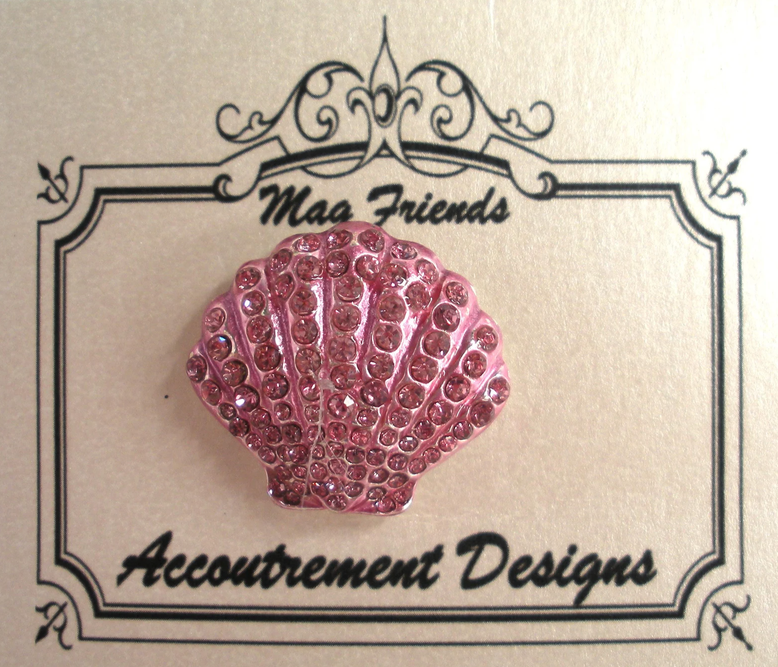 Crystal Shell Needle Minder - Pink