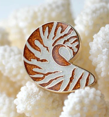 Nautilus Shell Needle Minder