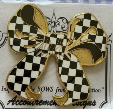 Checkerboard Bow Needle Minder