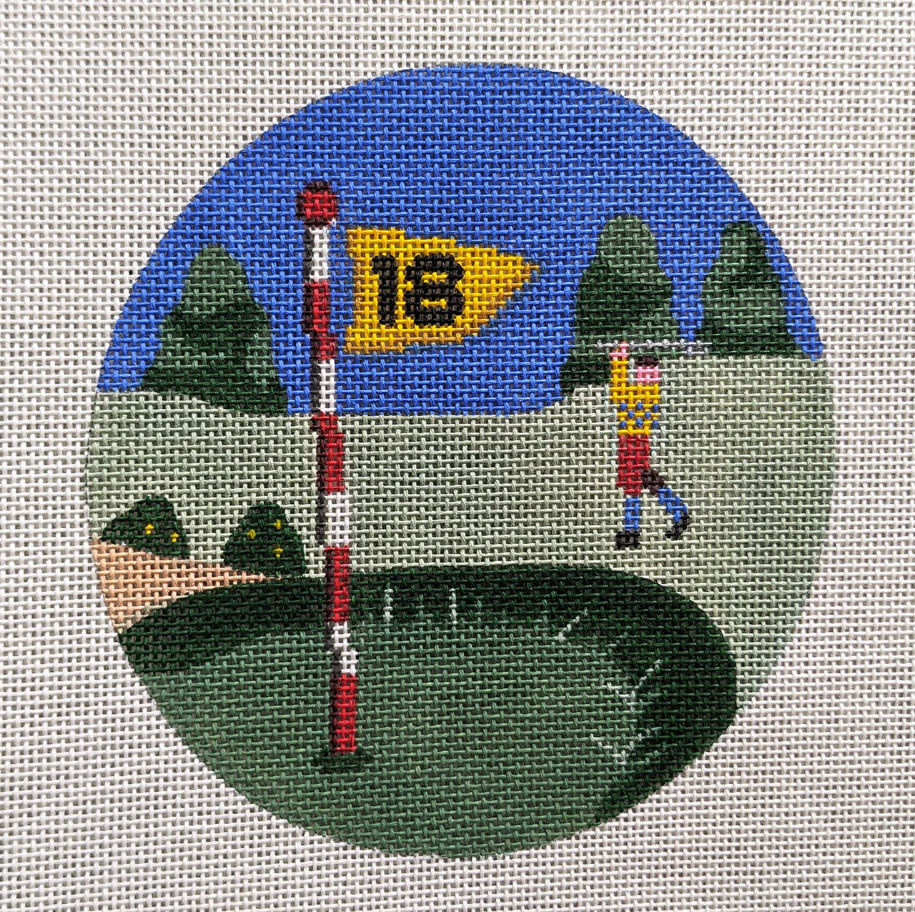 PP875AA Golf Scene