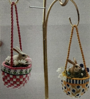 WG15004 Raymond's Easter Basket