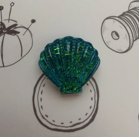 Scallop Resin Needleminder