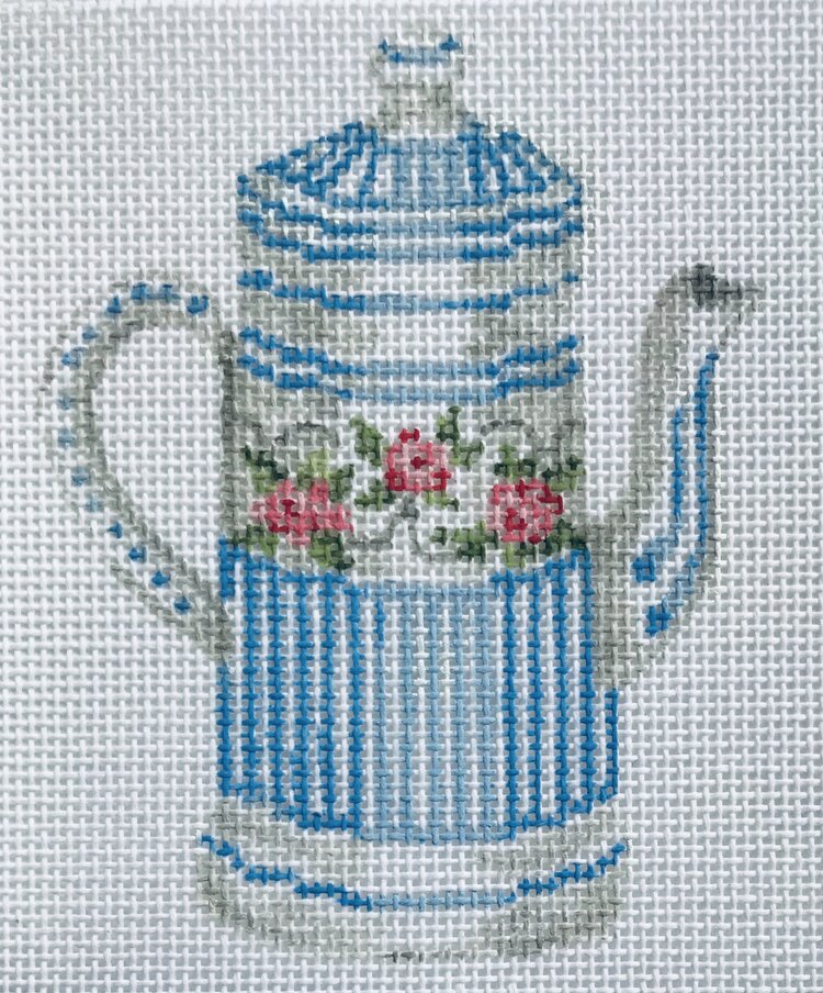 TSG33-F White and Blue Kettle
