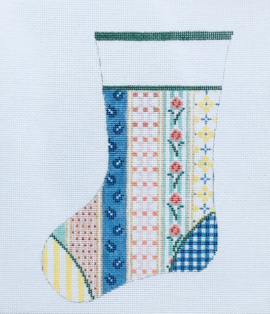 25B Vintage Quilt Mini Stocking