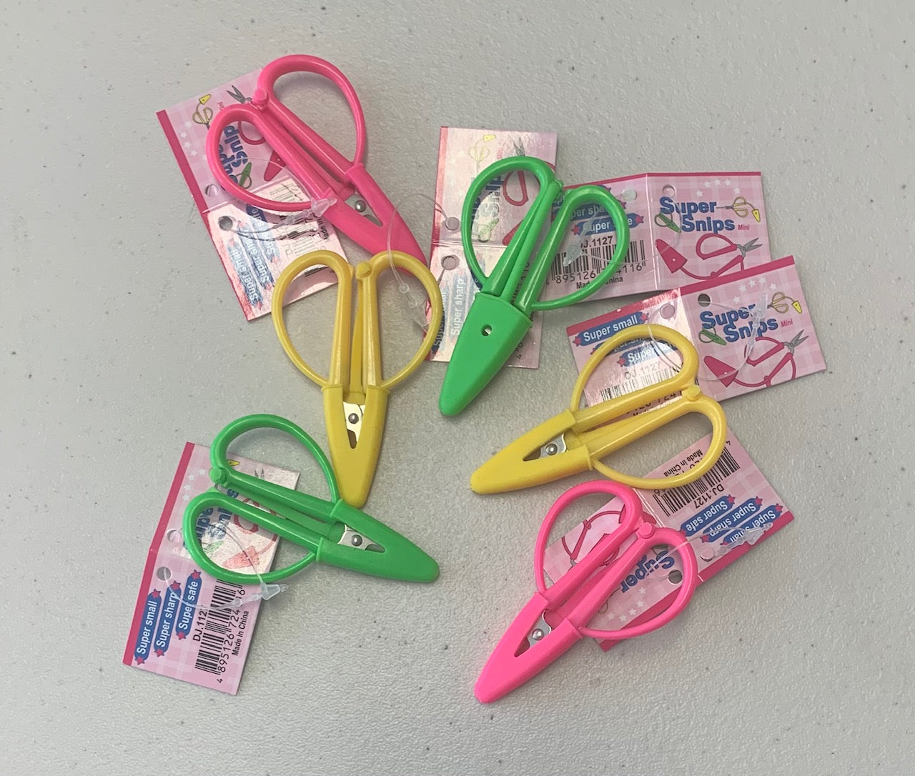 Super Snips